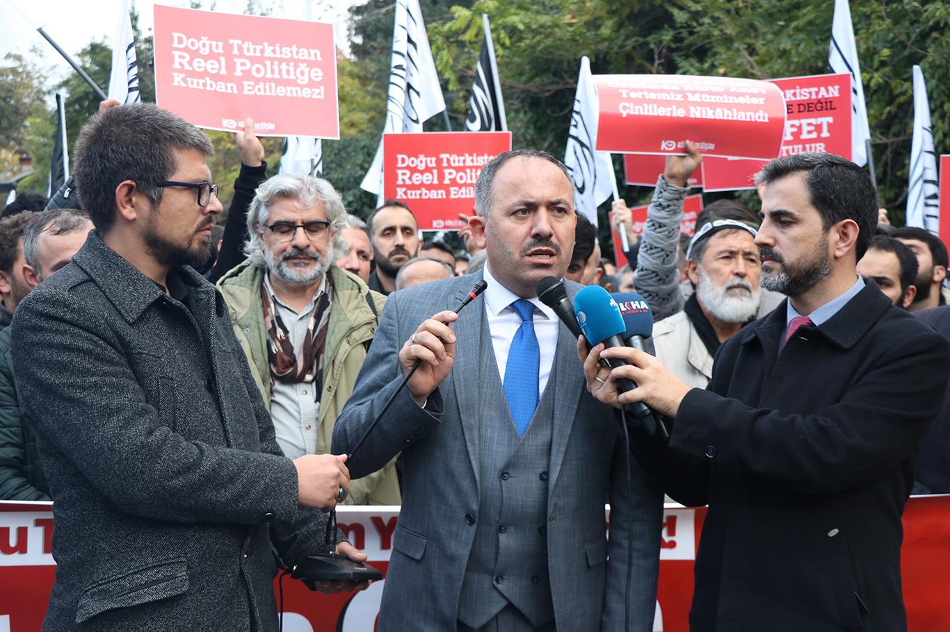Zalim Çin'in zulmü İstanbul'da protesto edildi Zalim Çin'in zulmü İstanbul'da protesto edildi